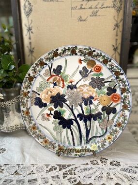 Vintage white blue flowers ceramic Imari decorative plate chinoiserie Asian deco